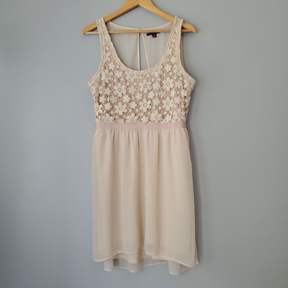 American Eagle Cream Floral Crochet Sleeveless Scoop Neck Dress Womens Medium